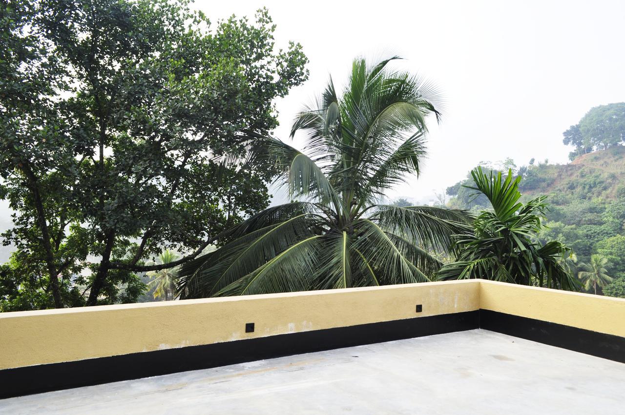 M&M Residence Kandy Ngoại thất bức ảnh